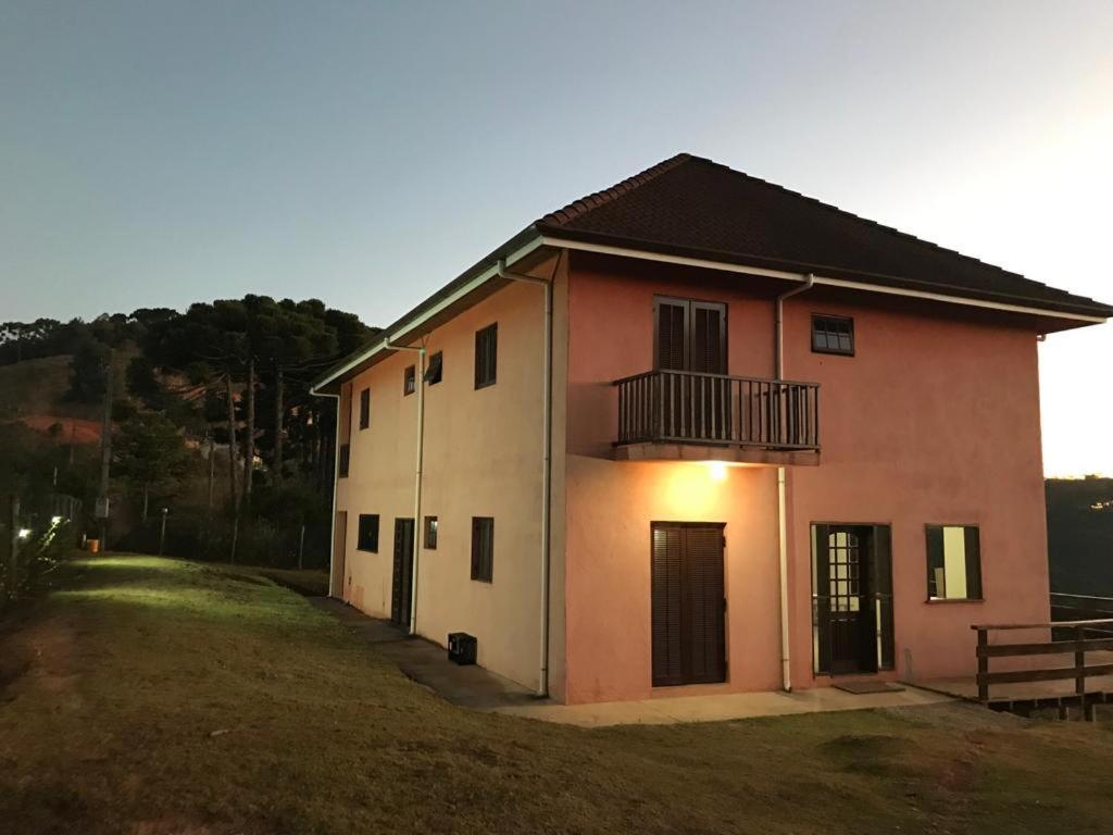 Villa Casa Sossego Na Montanha Campos do Jordão Esterno foto